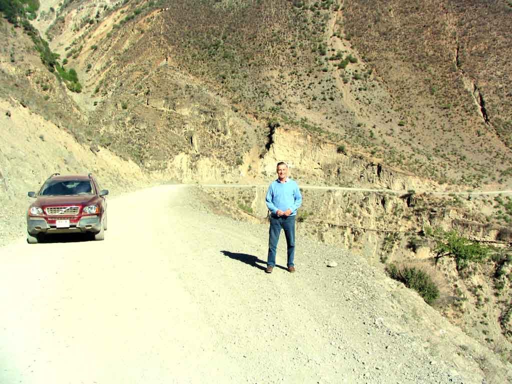 The Road From Batang To Markham With No Crash Barriers